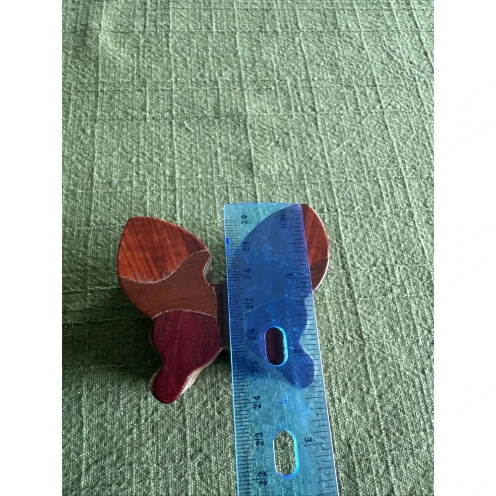 VTG. Butterfly Hand Carved Wood Puzzle Jewelry/Trinket Box 3
